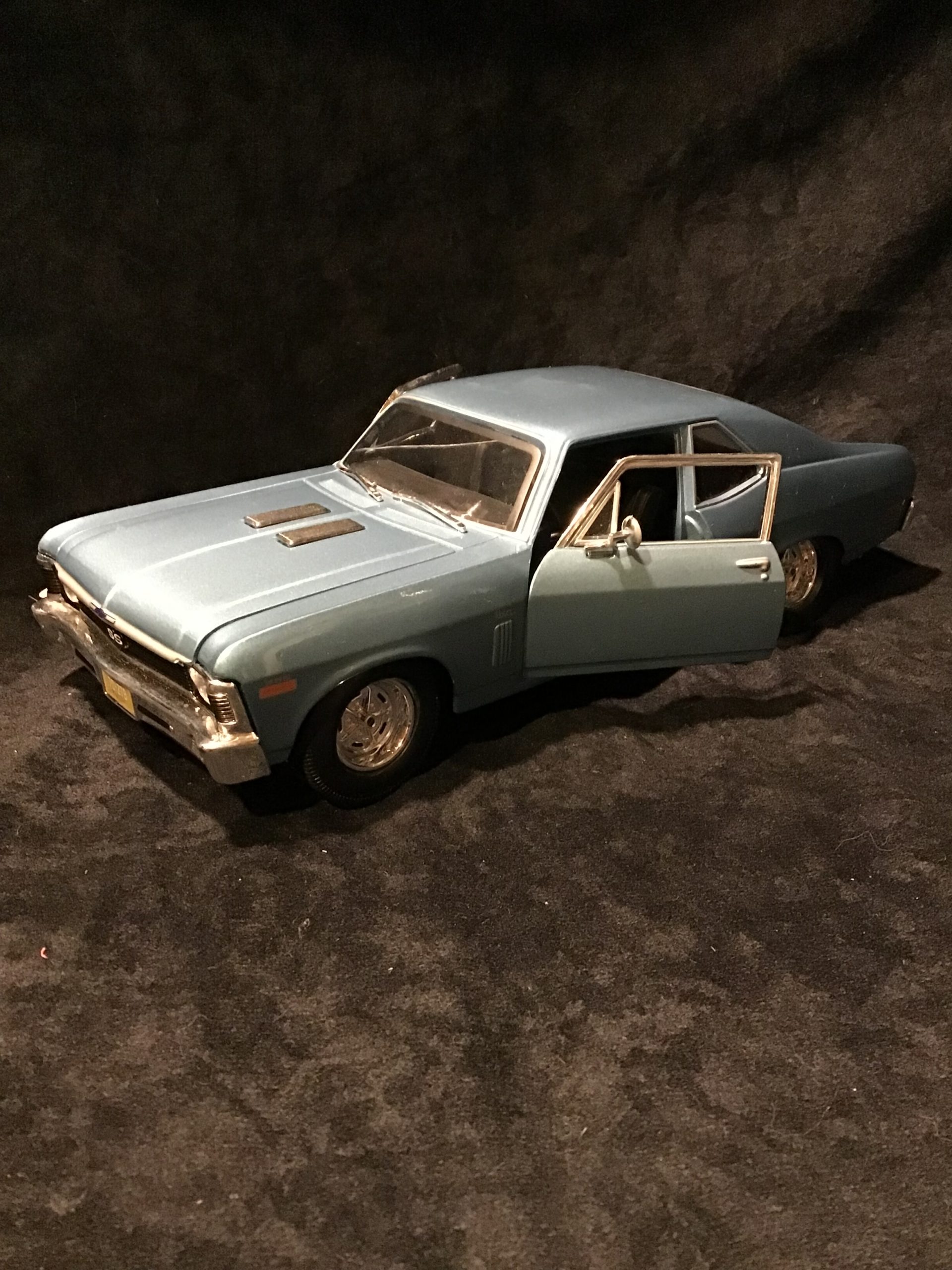 OL-193 1970 Chevy Nova with Working Doors (missing trunk) B-857 1/18th scale